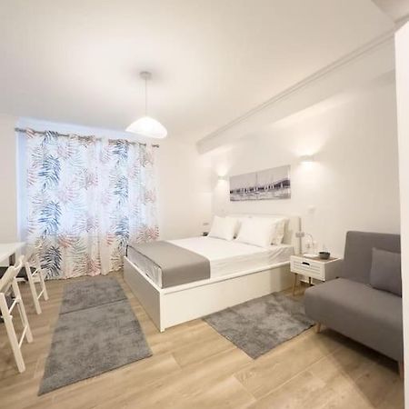 Petite Retreat In Kolonaki, Athens /Netflix Apartment Exterior photo