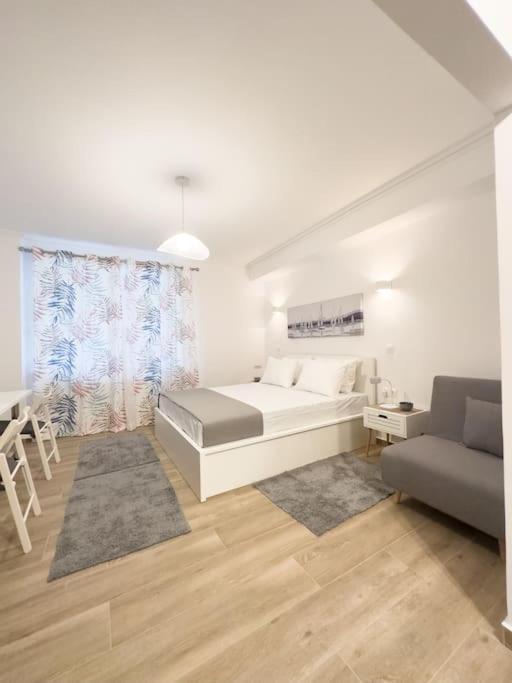 Petite Retreat In Kolonaki, Athens /Netflix Apartment Exterior photo