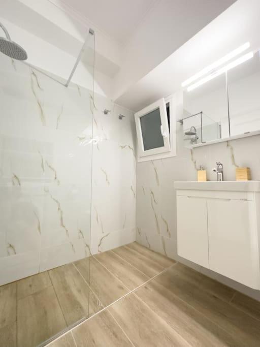 Petite Retreat In Kolonaki, Athens /Netflix Apartment Exterior photo