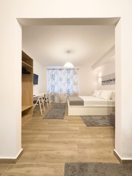 Petite Retreat In Kolonaki, Athens /Netflix Apartment Exterior photo